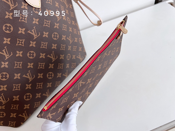 ルイヴィトンバッグ素材ディテール